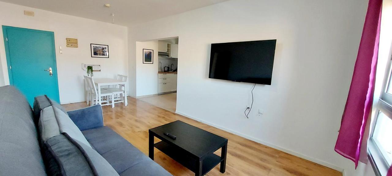 Eilat Octopus Apartment - אילת אוקטופוס -שני חדרים וסלון, בריכה בקיץ Esterno foto